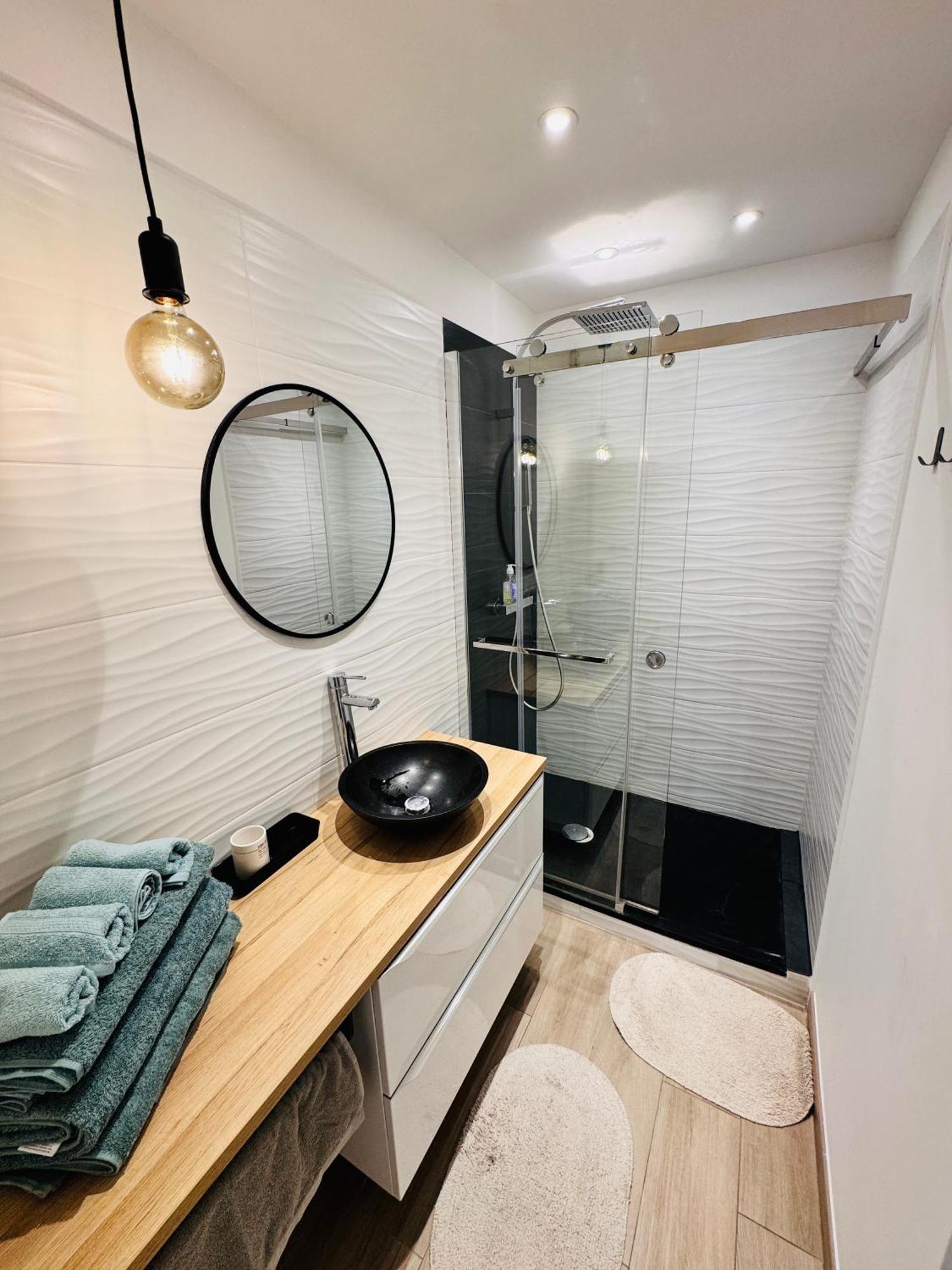 150m de la plage, appartement tout équipé Saint-Raphaël Esterno foto