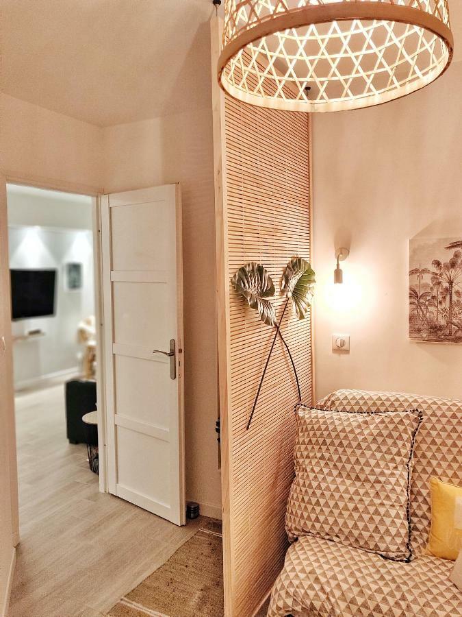 150m de la plage, appartement tout équipé Saint-Raphaël Esterno foto