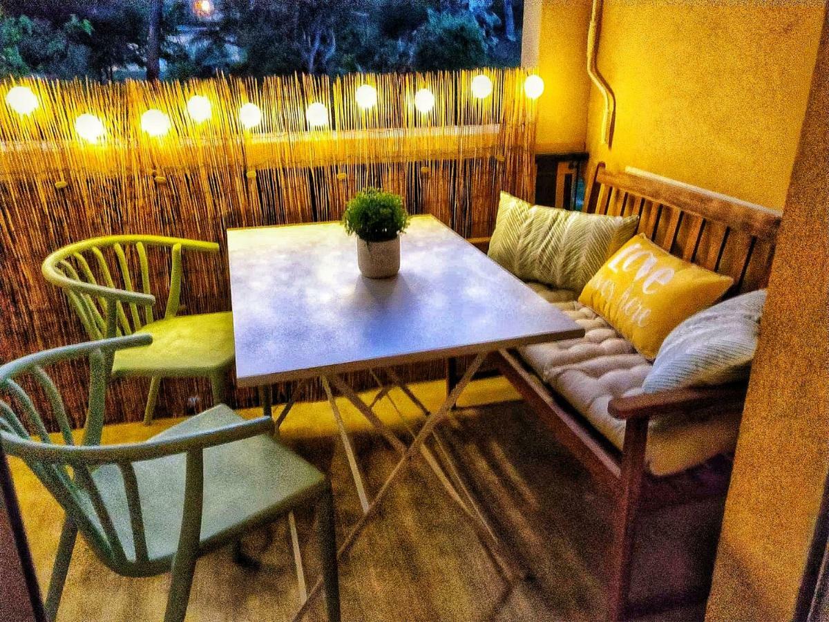 150m de la plage, appartement tout équipé Saint-Raphaël Esterno foto