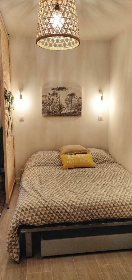 150m de la plage, appartement tout équipé Saint-Raphaël Esterno foto